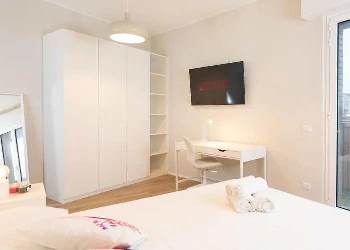 Dreams Exclusive s With Terrace - Free Parking - M1 Station - Near Center